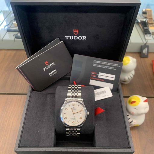 TUDOR 1926 Automatic Silver Dial Men’s 39 mm Watch Item No. M91550-0001