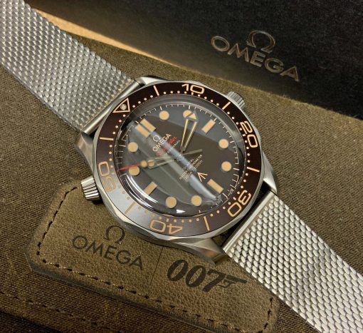 Omega Seamaster 300M “007 Edition” “No Time To Die” Automatic Chronometer Brown Dial Men’s Watch 210.90.42.20.01.001.