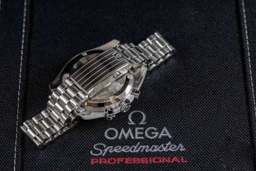 OMEGA Speedmaster Chronograph Hand Wind Black Dial Men’s Watch Item No. 310.30.42.50.01.002