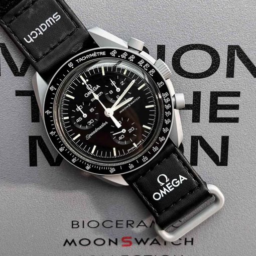 Omega MoonSwatch Mission to the Moon SO33M100