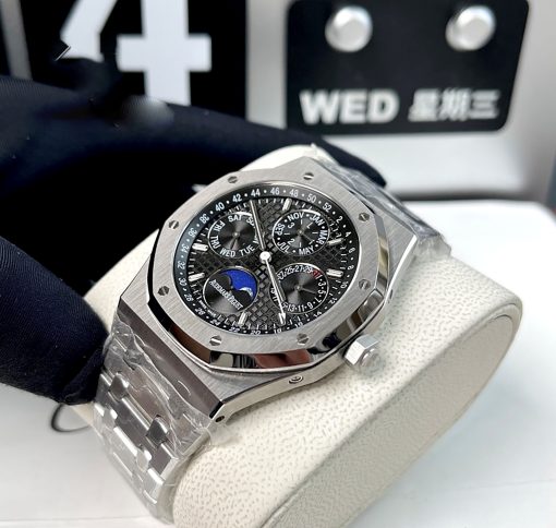 AUDEMARS PIGUET Royal Oak Prepetual Calendar Blue Dial Automatic Men’s Watch Item No. 26574ST.OO.1220ST.02