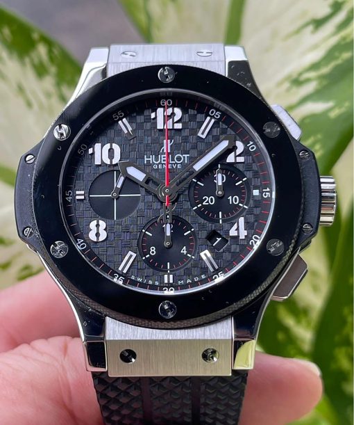 HUBLOT Big Bang Steel Ceramic Chronograph Black Carbon Fiber pattern Dial Men’s Watch Item No. 301.SB.131.RX