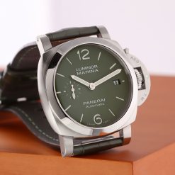 Panerai Luminor Quaranta Verde Militare 40mm pam01304