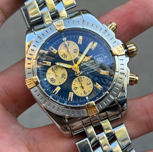 BREITLING Chronomat Chronograph Automatic Chronometer Blue Dial Men’s Watch Item No. B13352-PREOWNED