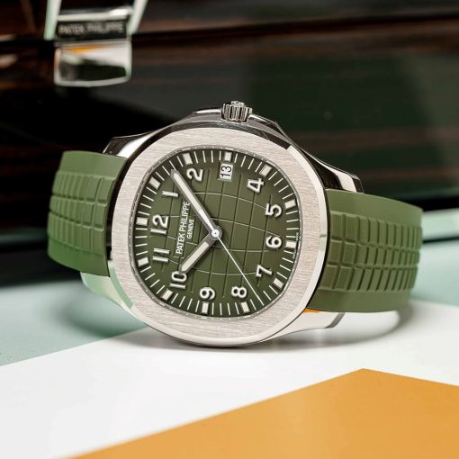 PATEK PHILIPPE Aquanaut Jumbo Automatic Green Dial Men’s Watch Item No. 5168G-010