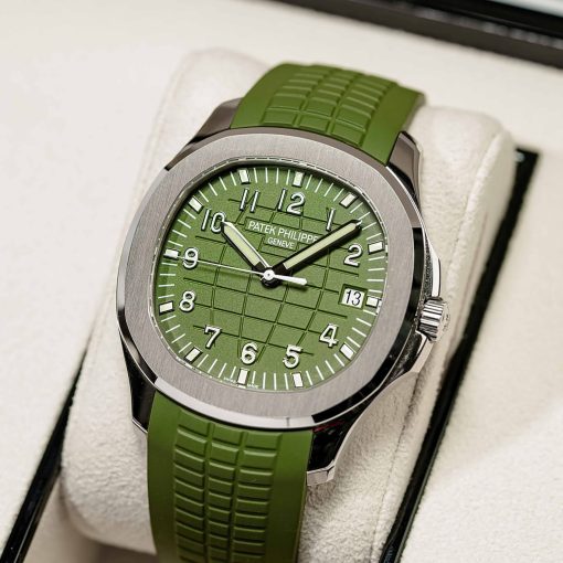 PATEK PHILIPPE Aquanaut Jumbo Automatic Green Dial Men’s Watch Item No. 5168G-010