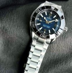 OMEGA Seamaster Ultra Deep Planet Ocean Automatic Blue Dial Men’s Watch Item No. 215.30.46.21.03.00