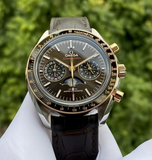 Omega Speedmaster 18kt Sedna Gold Moon Phase Chronograph Automatic Men’s Watch Item No. 304.63.44.52.01.001