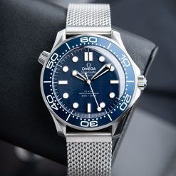 Omega Seamaster Diver 300 M 2023 UNWORN James Bond 60th Anniversary Steel