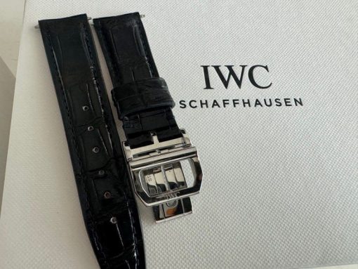 IWC Pilot 36 IW324008