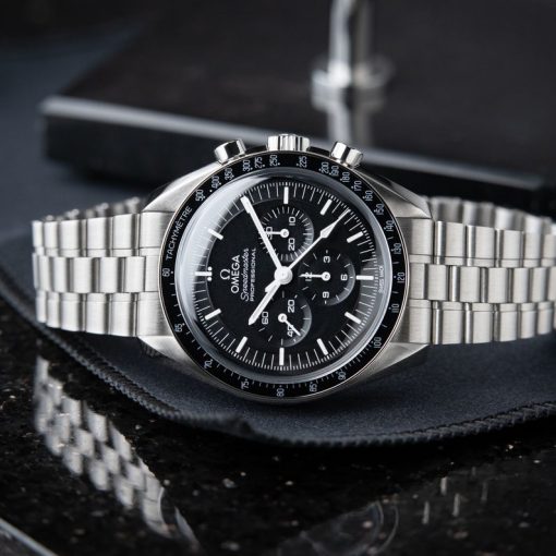 Omega Speedmaster UNWORN 2024 Professional Moonwatch Chrongraph Hesalite