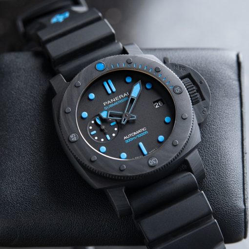 Panerai Luminor Submersible Carbotech Date Black Blue Automatic