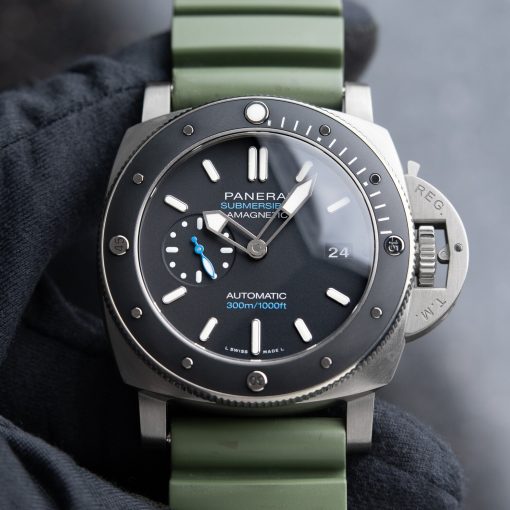 Panerai Luminor Submersible Black Ceramic Bezel Titanium Diver Pam1389 47mm