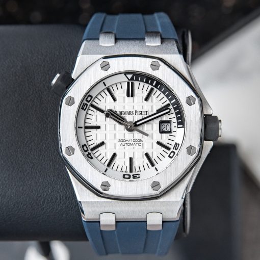 Audemars Piguet Royal Oak Offshore Diver 15710st Silver – Mint – Black – Blue