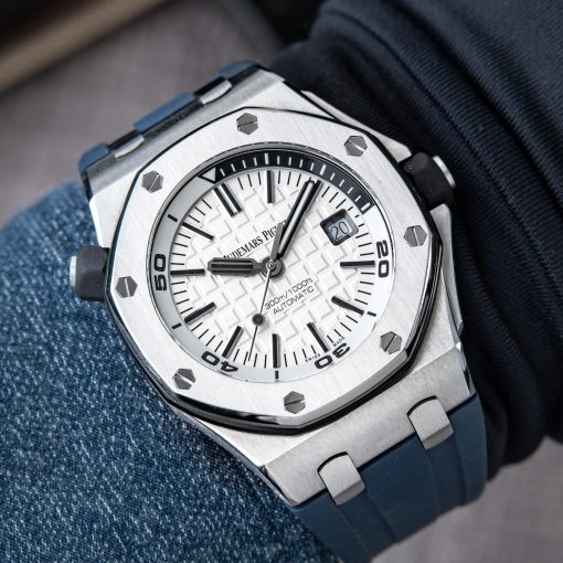 Audemars Piguet Royal Oak Offshore Diver 15710st Silver – Mint – Black – Blue