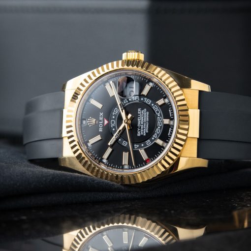 Rolex Sky-Dweller Yellow Gold Rubber Oysterflex Black Dial Date 2021 Set