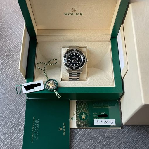 Rolex Sea-Dweller Oyster Perpetual Diver Black Ceramic Steel Bracelet 43mm