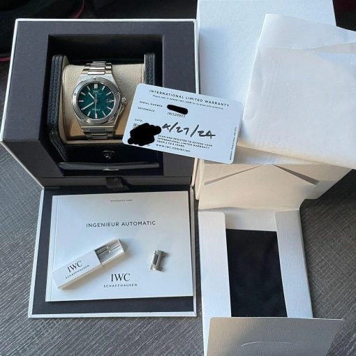 Vintage Watches IWC Ingenieur Green Aqua Blue Dial Date Steel Bracelet Automatic 40