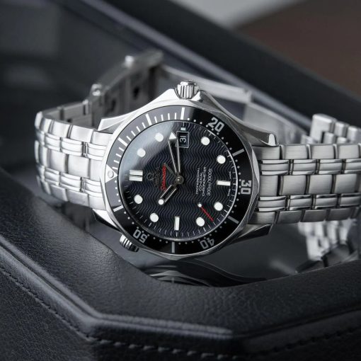 Omega Seamaster Diver 300M Co-Axial Black Dial Ceramic Steel Bracelet 41mm