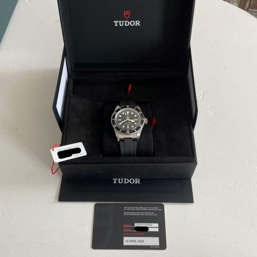 Tudor Black Bay 4/2024 200M Black Dial Steel Rubber 7941A1A0 Monochrome