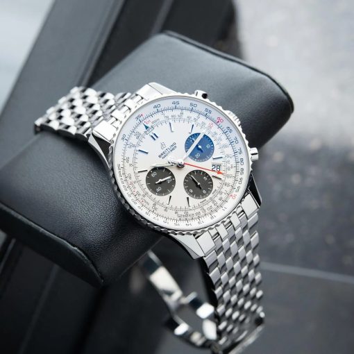 Breitling Navitimer B01 Chronograph 43mm 2025 Silver Panda Dial Bracelet