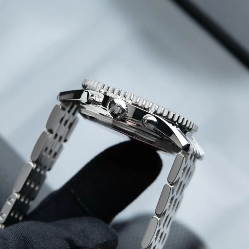 Breitling Navitimer B01 Chronograph 43mm 2025 Silver Panda Dial Bracelet