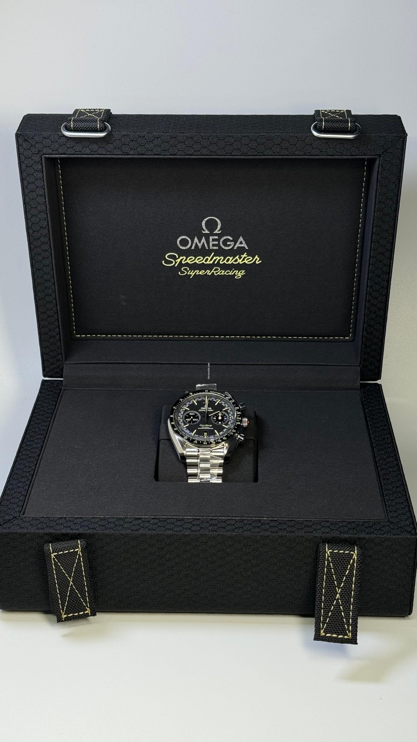 Omega Speedmaster Super Racing 44.25 mm – 329.30.44.51.01.003 Omega Speedmaster Super Racing 44.25 mm – 329.30.44.51.01.003