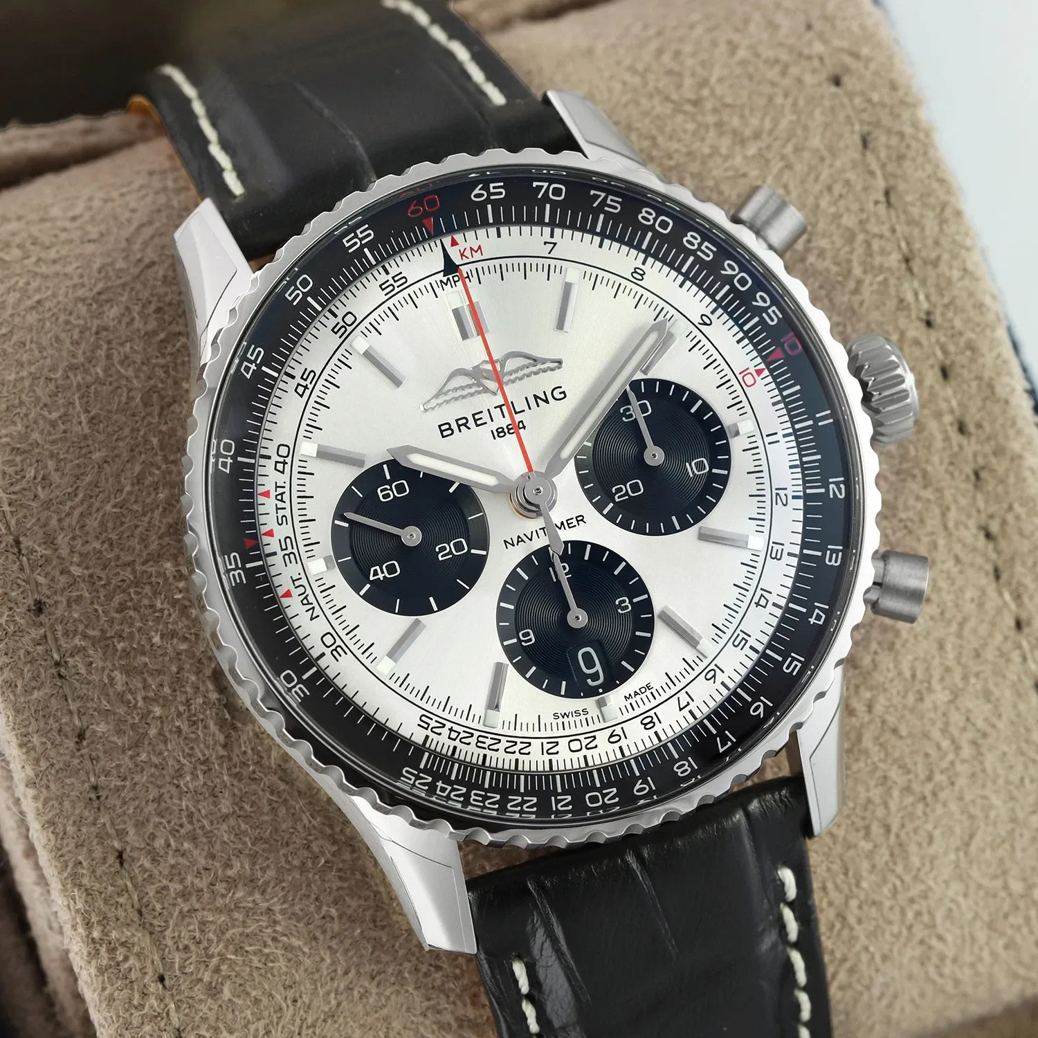 Breitling Navitimer B01 Chronograph 43mm AB0138241G1P1 Breitling Navitimer B01 Chronograph 43mm AB0138241G1P1