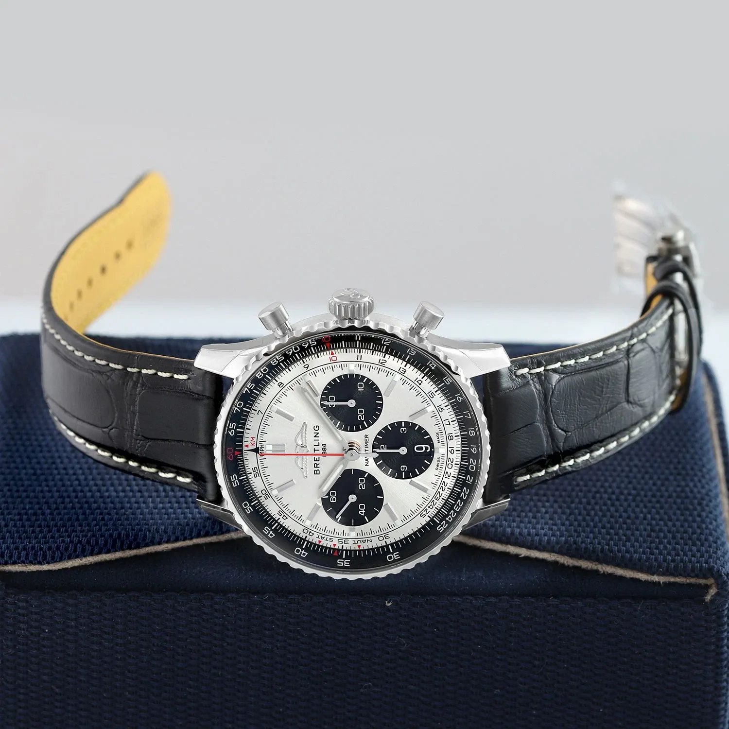 Breitling Navitimer B01 Chronograph 43mm AB0138241G1P1 Breitling Navitimer B01 Chronograph 43mm AB0138241G1P1